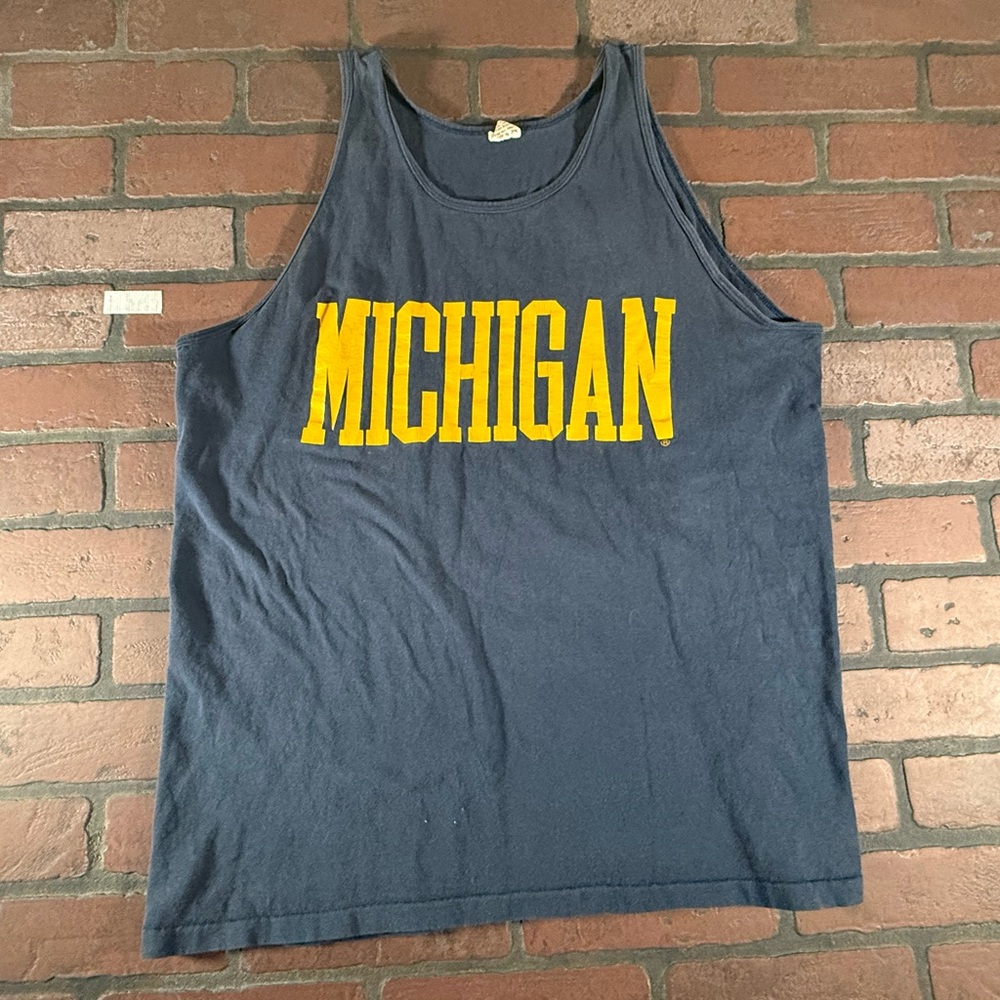 🔥 1980s Michigan Wolverines Tank Top – Belton Tag Vintage Vibes! 🔥( L )